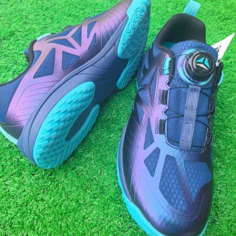 Scarpe da Tennis di Marca di L - Table Tennis Shoes recensione e prezzo