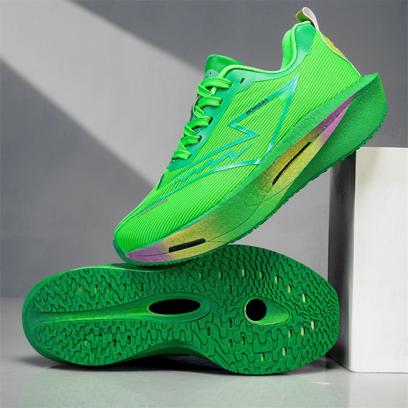Nuove Scarpe da Tennis e Badmi - Table Tennis Shoes recensione e prezzo